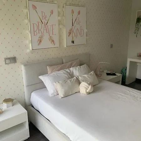 La Perla Villa *